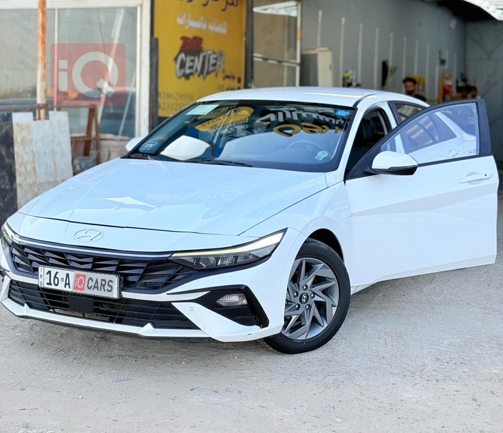 هیوندای ئەڤانتی